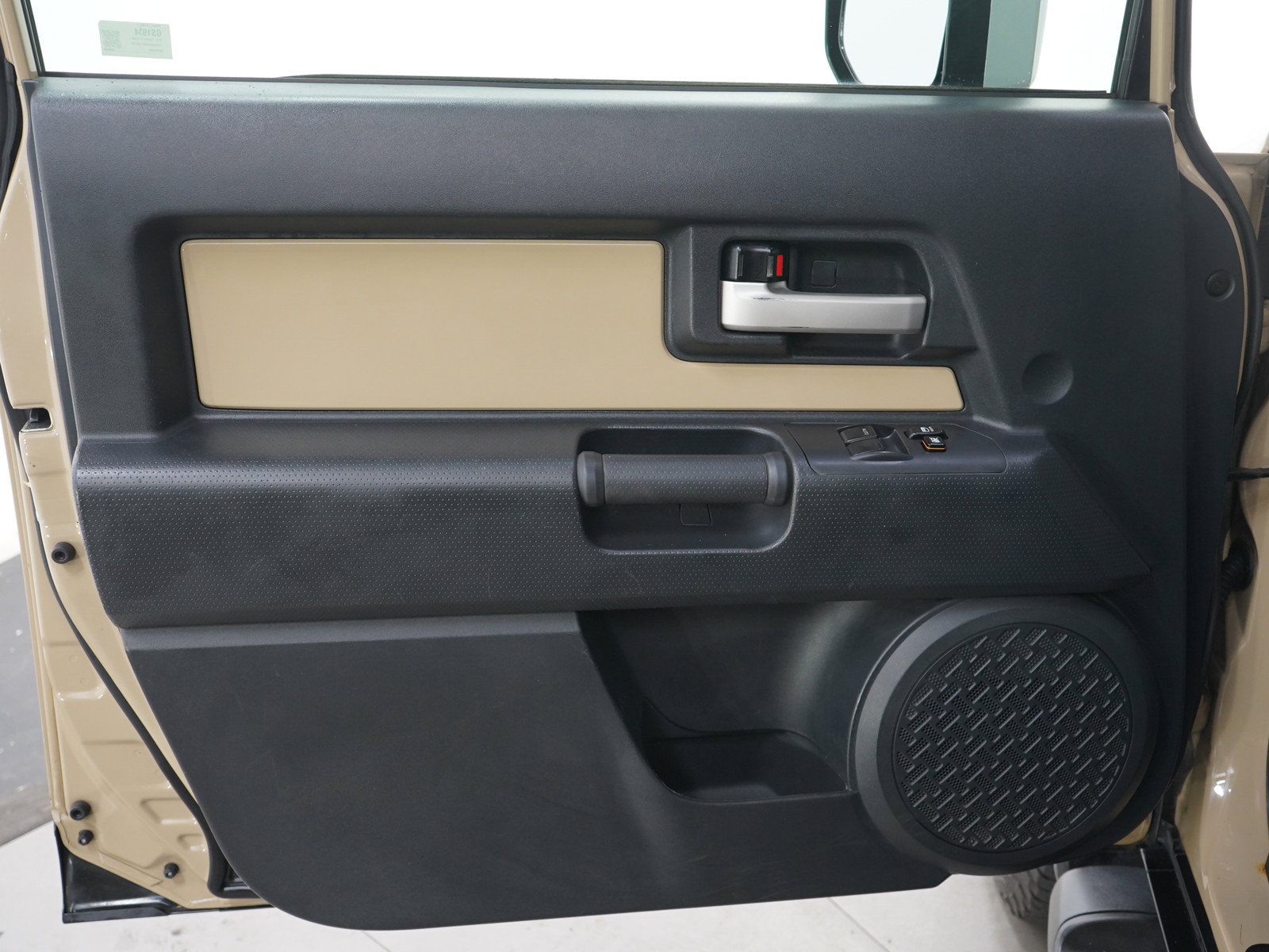 Used 2011 Toyota FJ Cruiser 4WD w/ Upgrade Pkg image 18