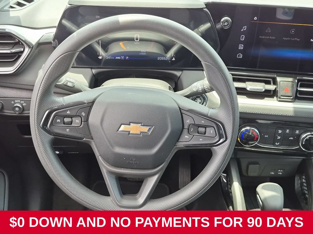 Used 2025 Chevrolet TrailBlazer LT AWD/4WD image 23