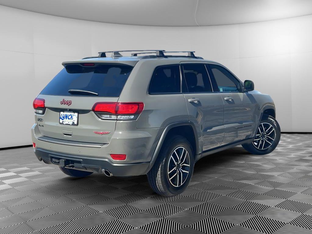 Used 2020 Jeep Grand Cherokee Trailhawk w/ Trailhawk Luxury Group AWD/4WD image 4