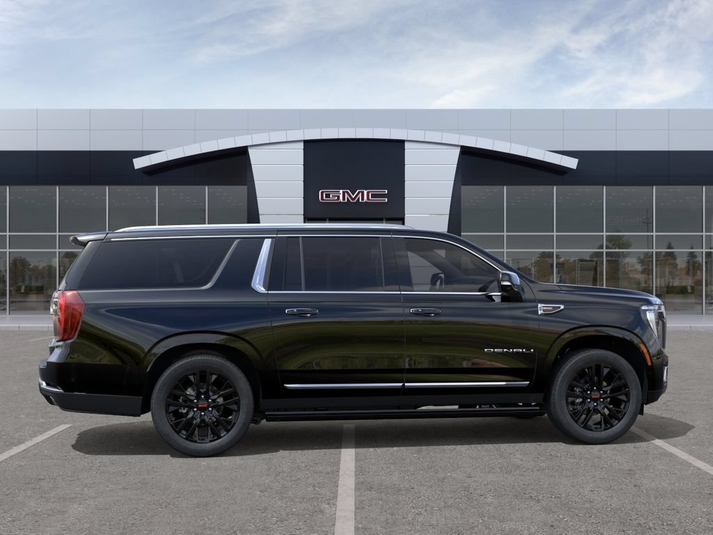 New 2026 GMC Yukon XL Denali w/ Sun & Power Step Package AWD/4WD image 5