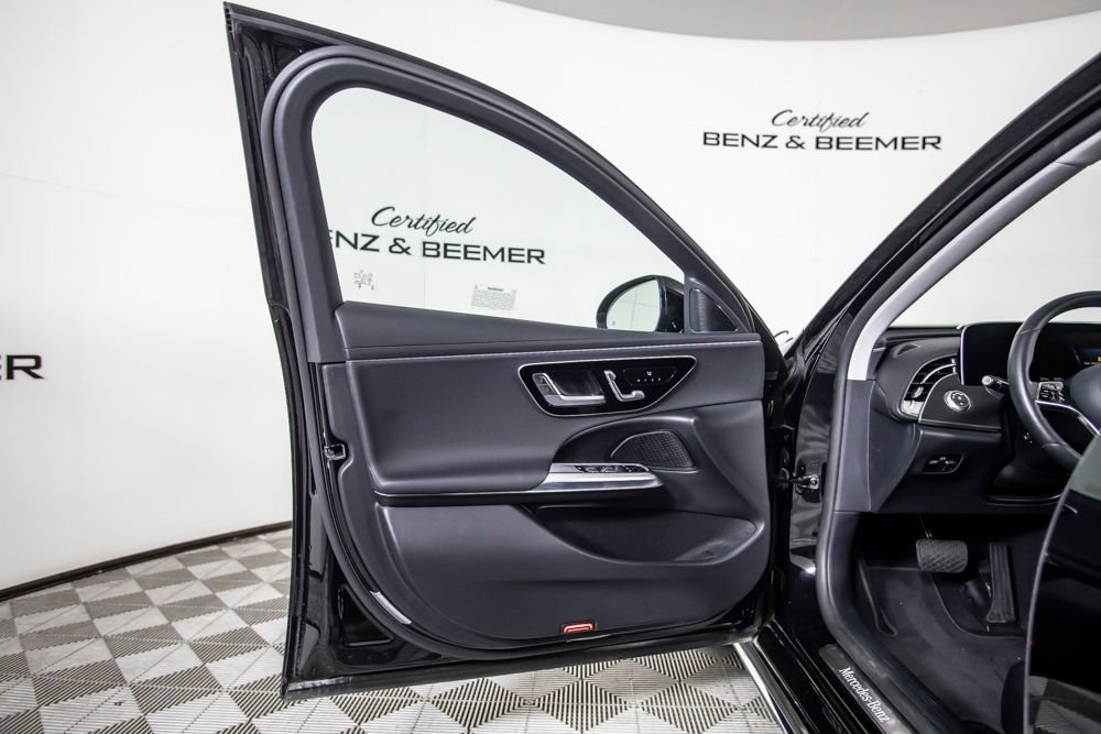 Used 2025 Mercedes-Benz E 350 Sedan w/ Winter Package image 17