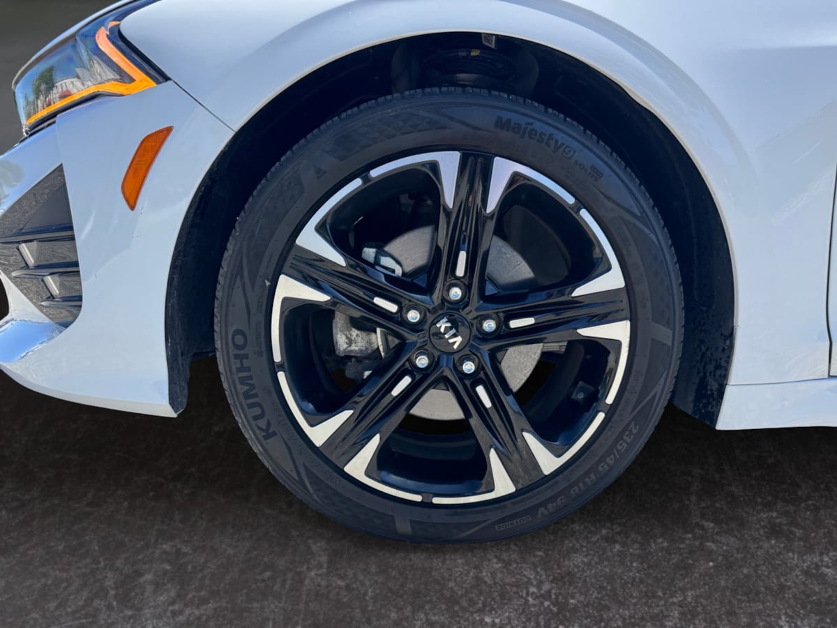 Used 2021 Kia K5 GT-Line FWD image 9