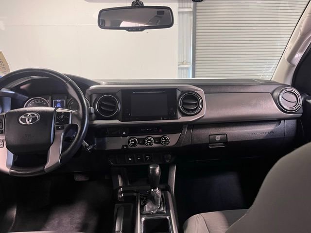 Used 2017 Toyota Tacoma SR5 image 19