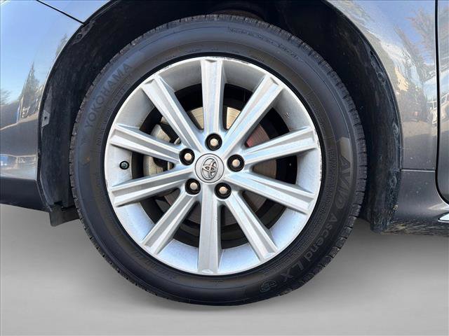 Used 2012 Toyota Camry XLE w/ Leather Pkg FWD image 10