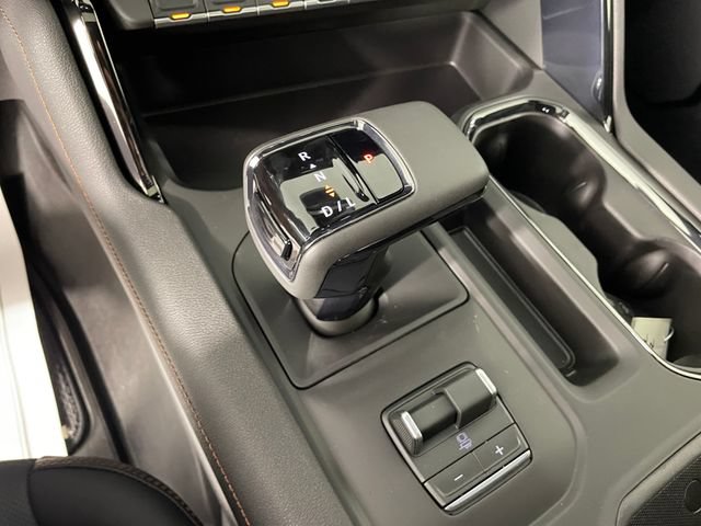 New 2026 GMC Sierra 1500 AT4 w/ AT4 Premium Package AWD/4WD image 8