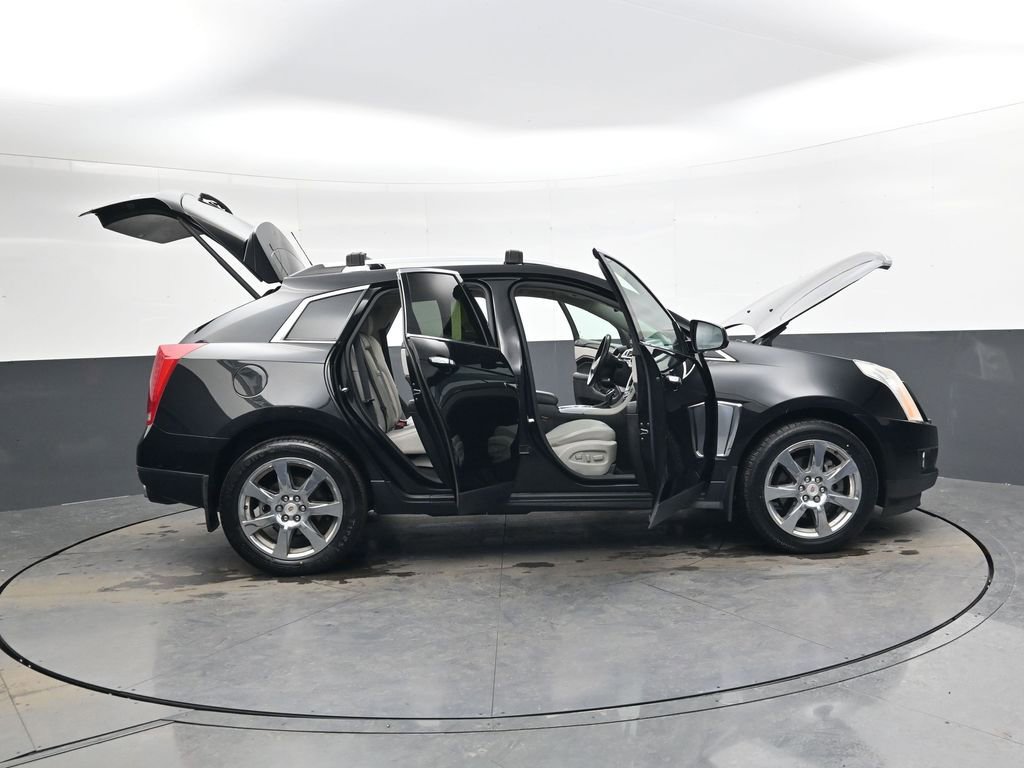 Used 2016 Cadillac SRX Performance w/ Driver Awareness Package image 42
