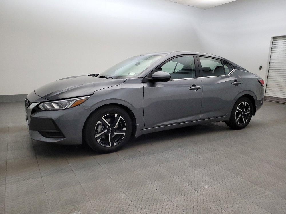 Used 2022 Nissan Sentra SV FWD image 2