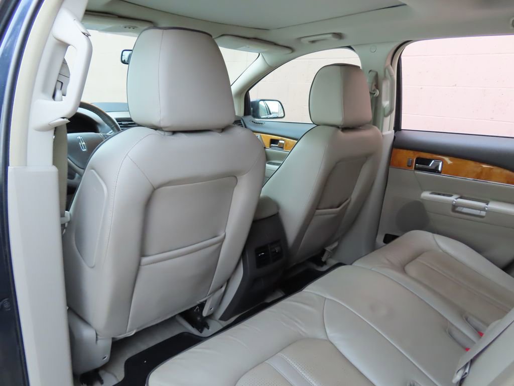 Used 2014 Lincoln MKX AWD w/ Equipment Group 102A image 26