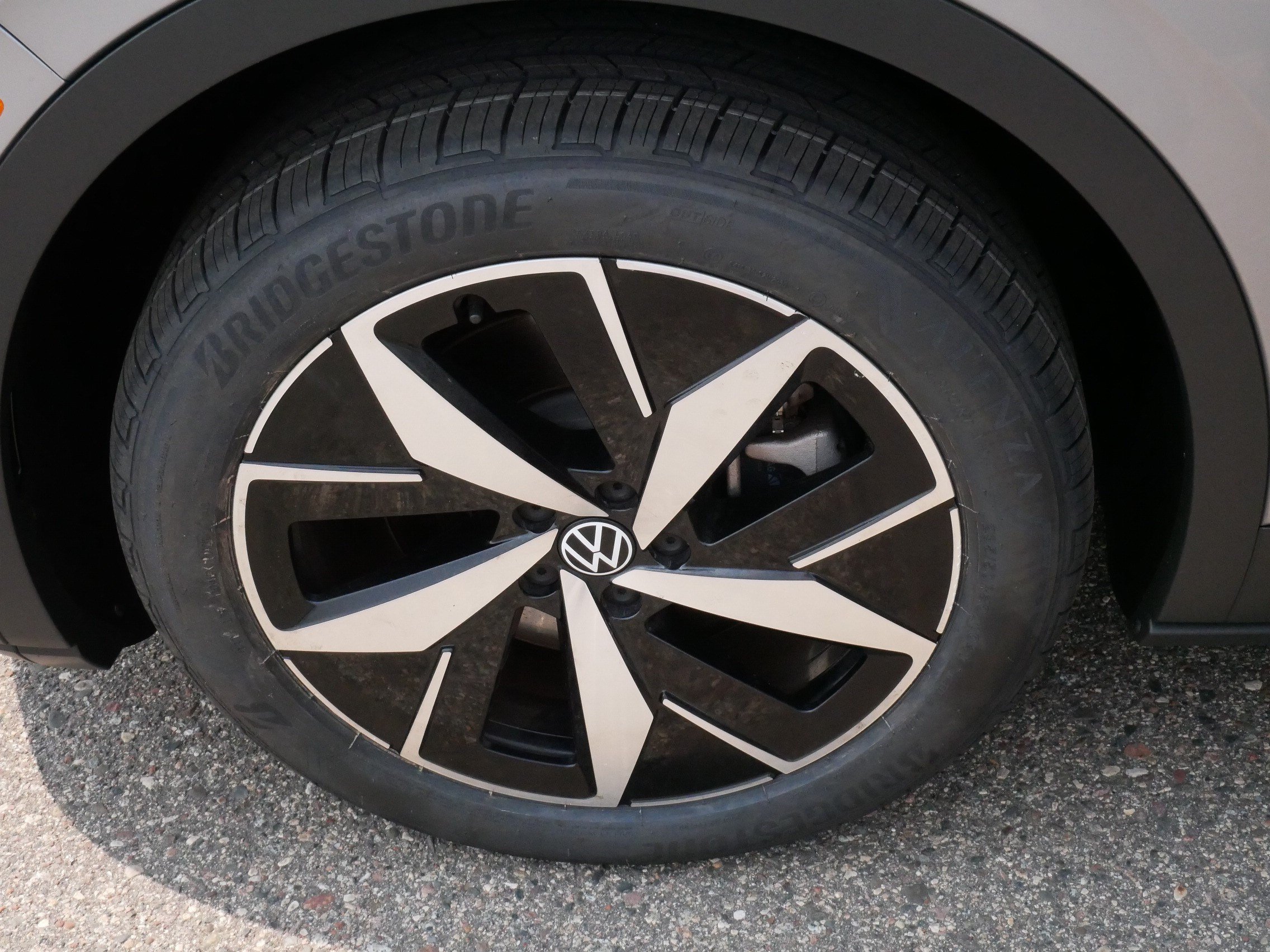 Certified 2023 Volkswagen ID.4 Pro S AWD/4WD image 15