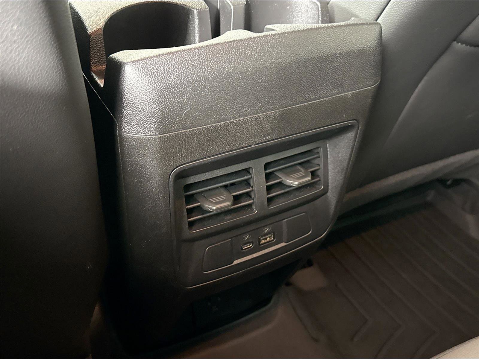 Used 2025 Chevrolet Colorado ZR2 w/ Technology Package image 35