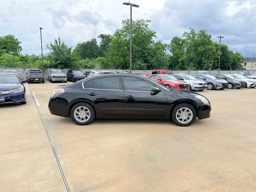 Used 2007 Nissan Altima 2.5 S w/ Emergency Aid Pkg FWD image 4