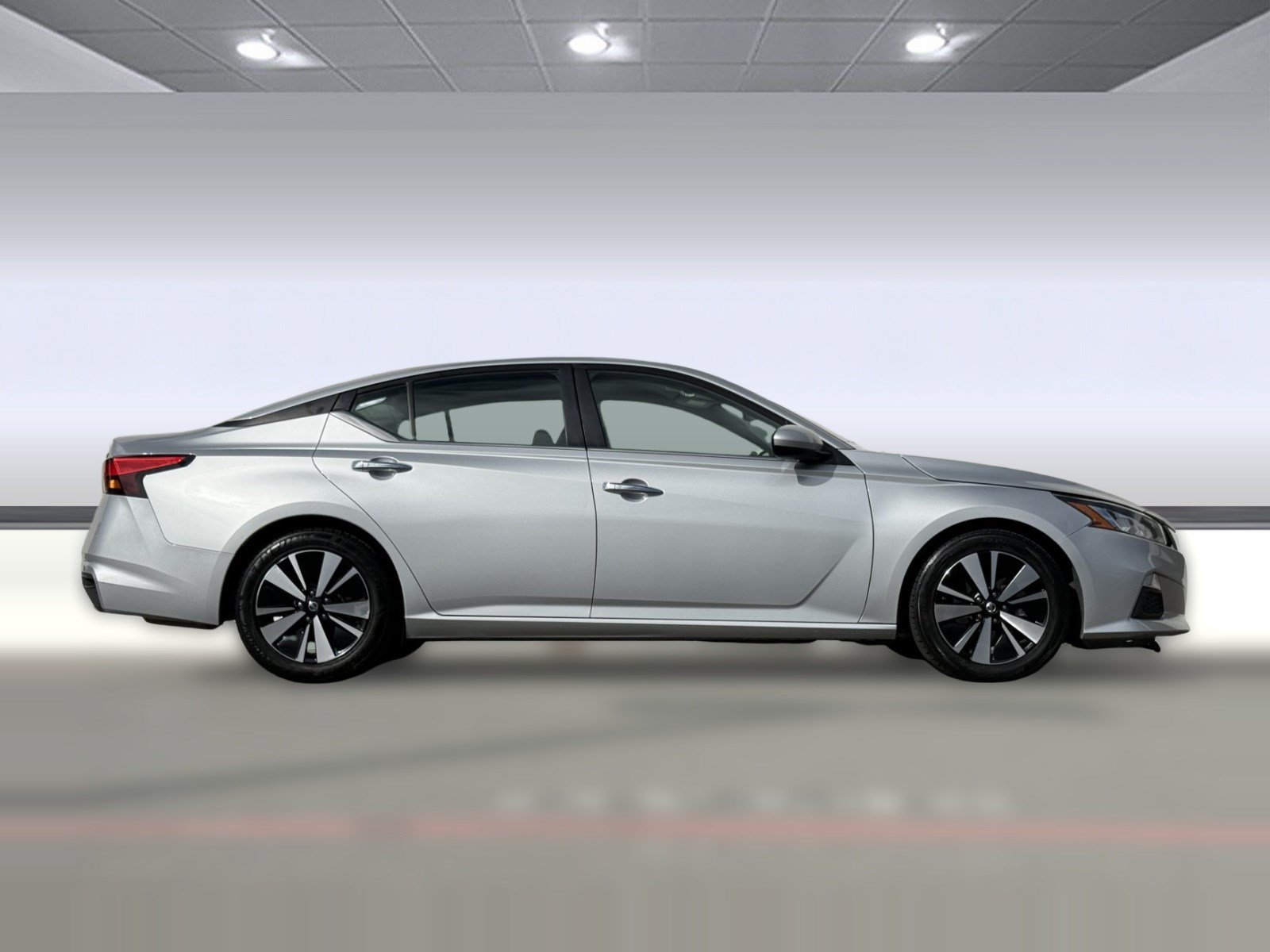 Used 2022 Nissan Altima 2.5 SV FWD image 7