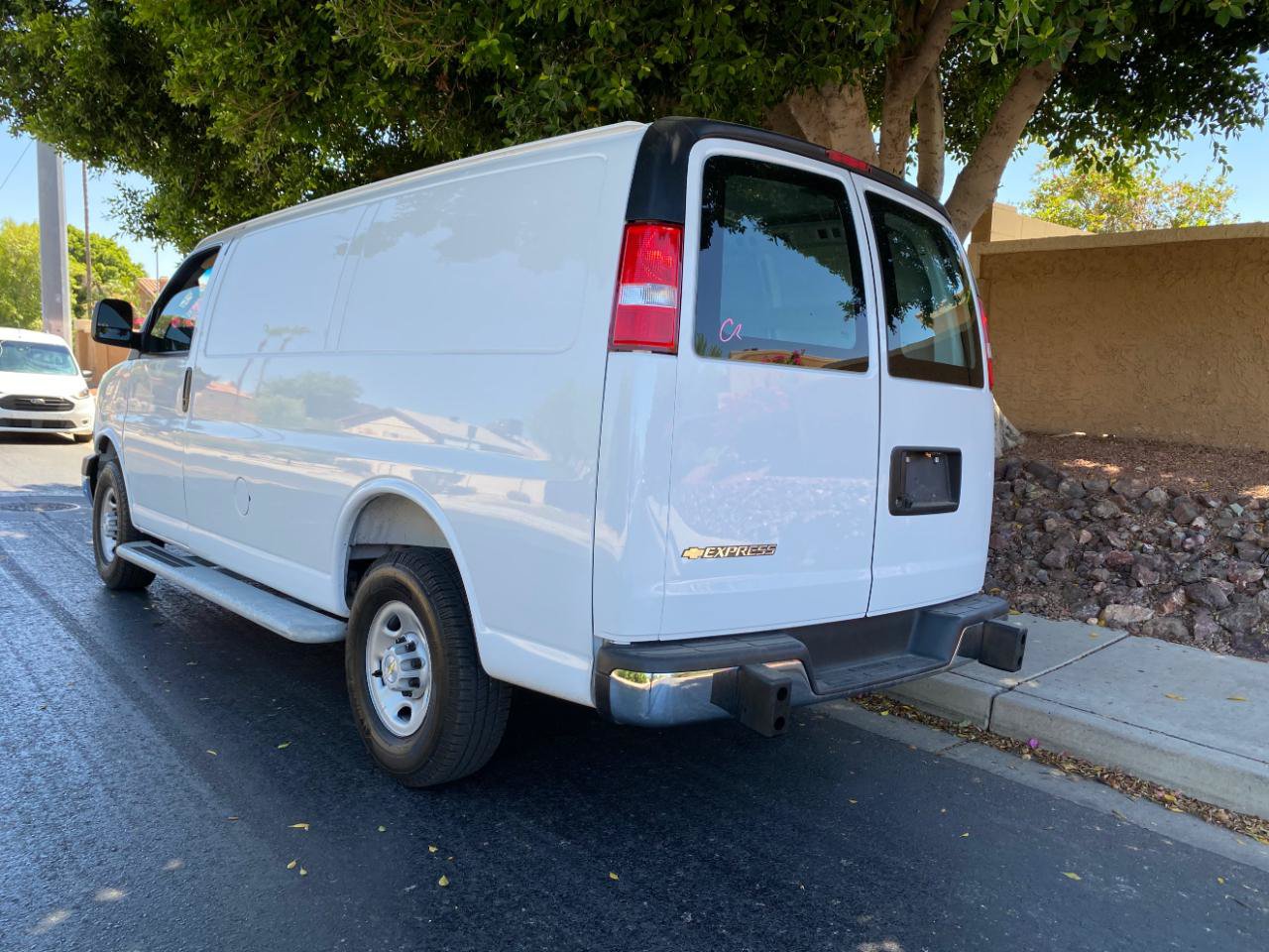Used 2025 Chevrolet Express 2500 w/ Driver Convenience Package RWD image 53