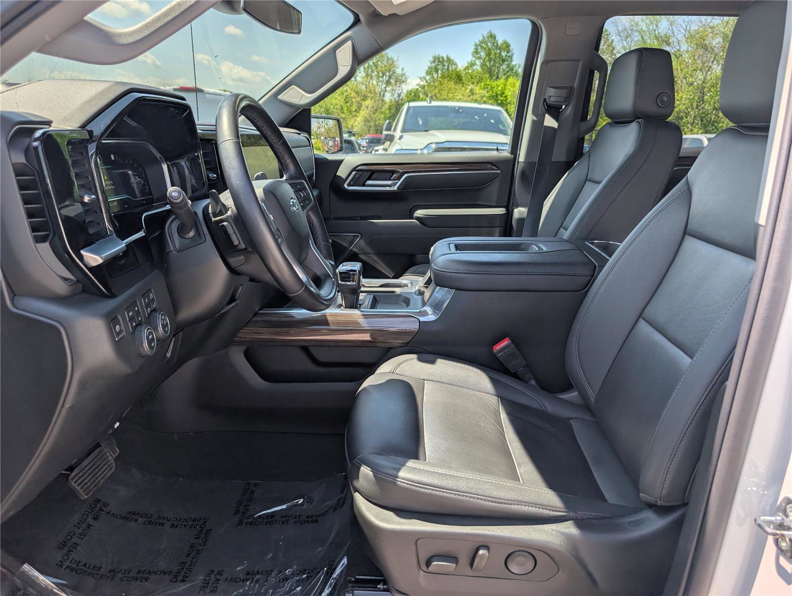 Used 2022 Chevrolet Silverado 1500 RST w/ RST All Star Premium Package AWD/4WD image 16