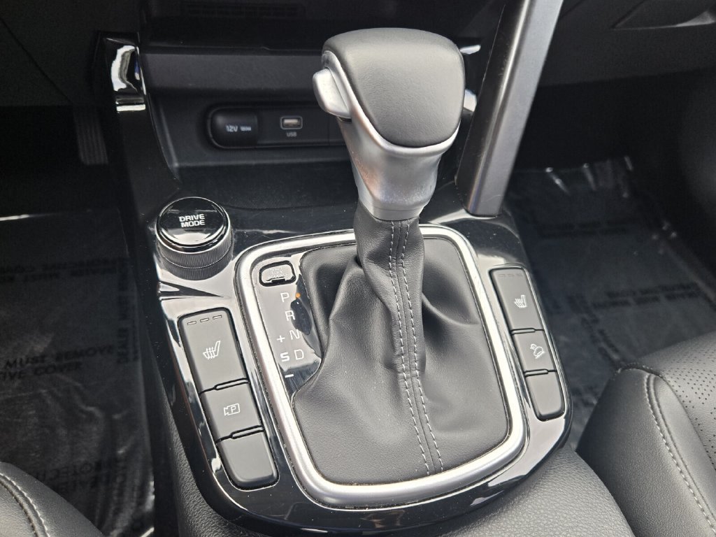 Used 2024 Kia Seltos EX FWD image 17