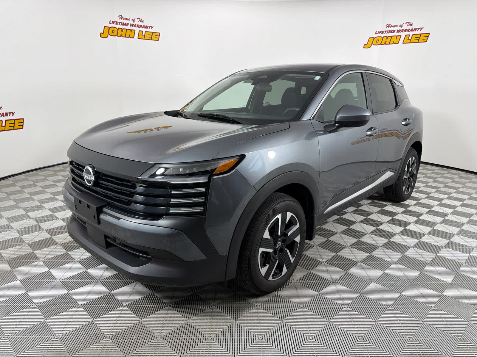 Used 2025 Nissan Kicks SV w/ Charging Package