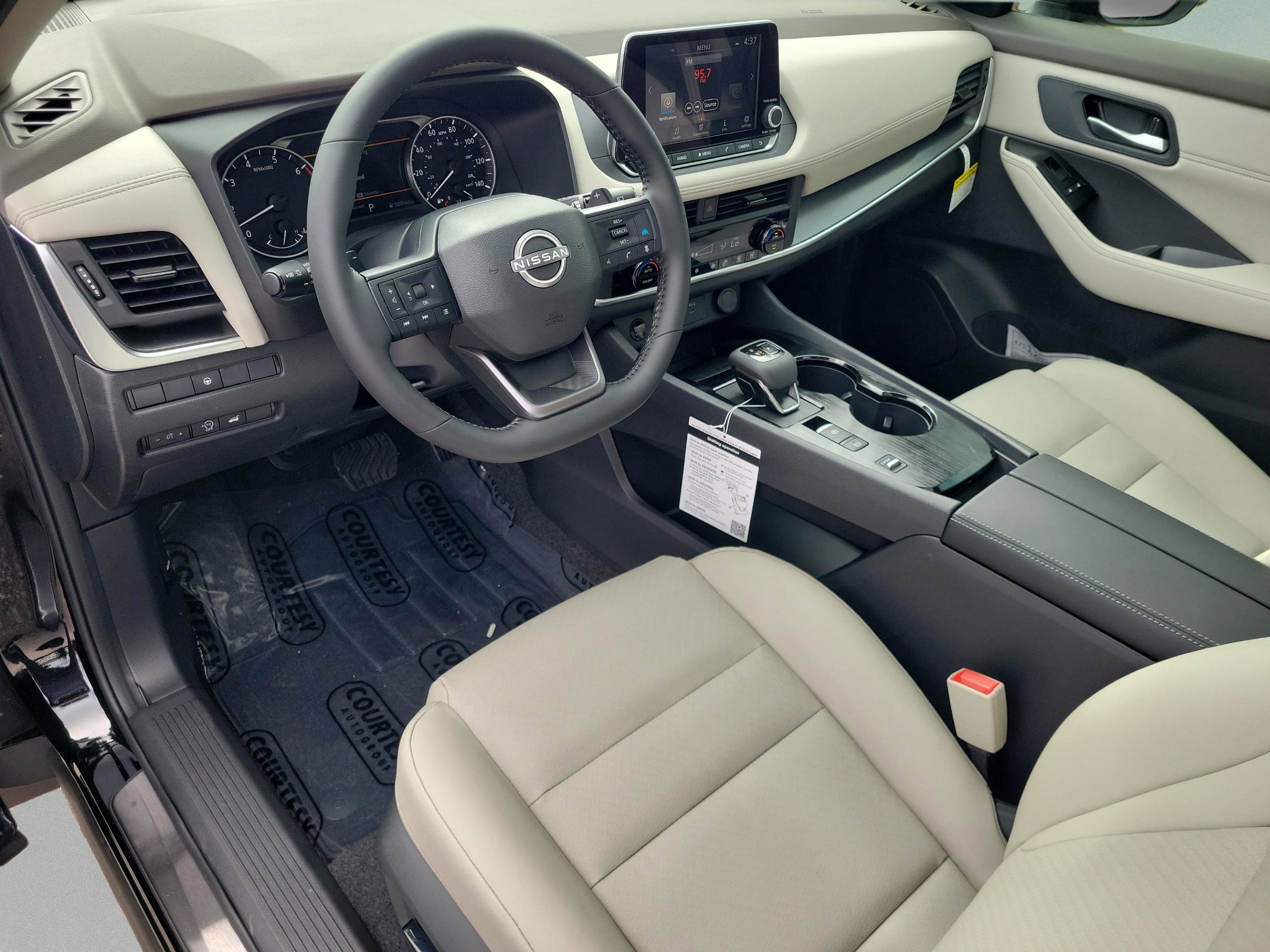 New 2026 Nissan Rogue SV FWD image 17