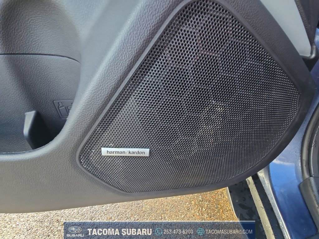 Used 2018 Subaru Outback 3.6R Limited image 24