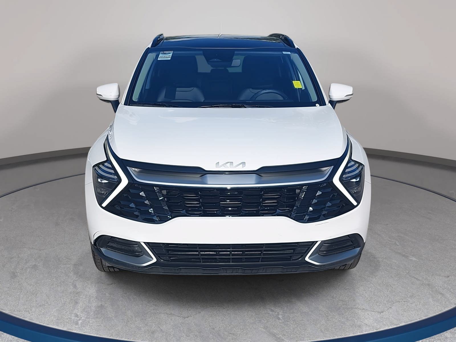 Used 2025 Kia Sportage EX w/ Premium Package FWD image 2