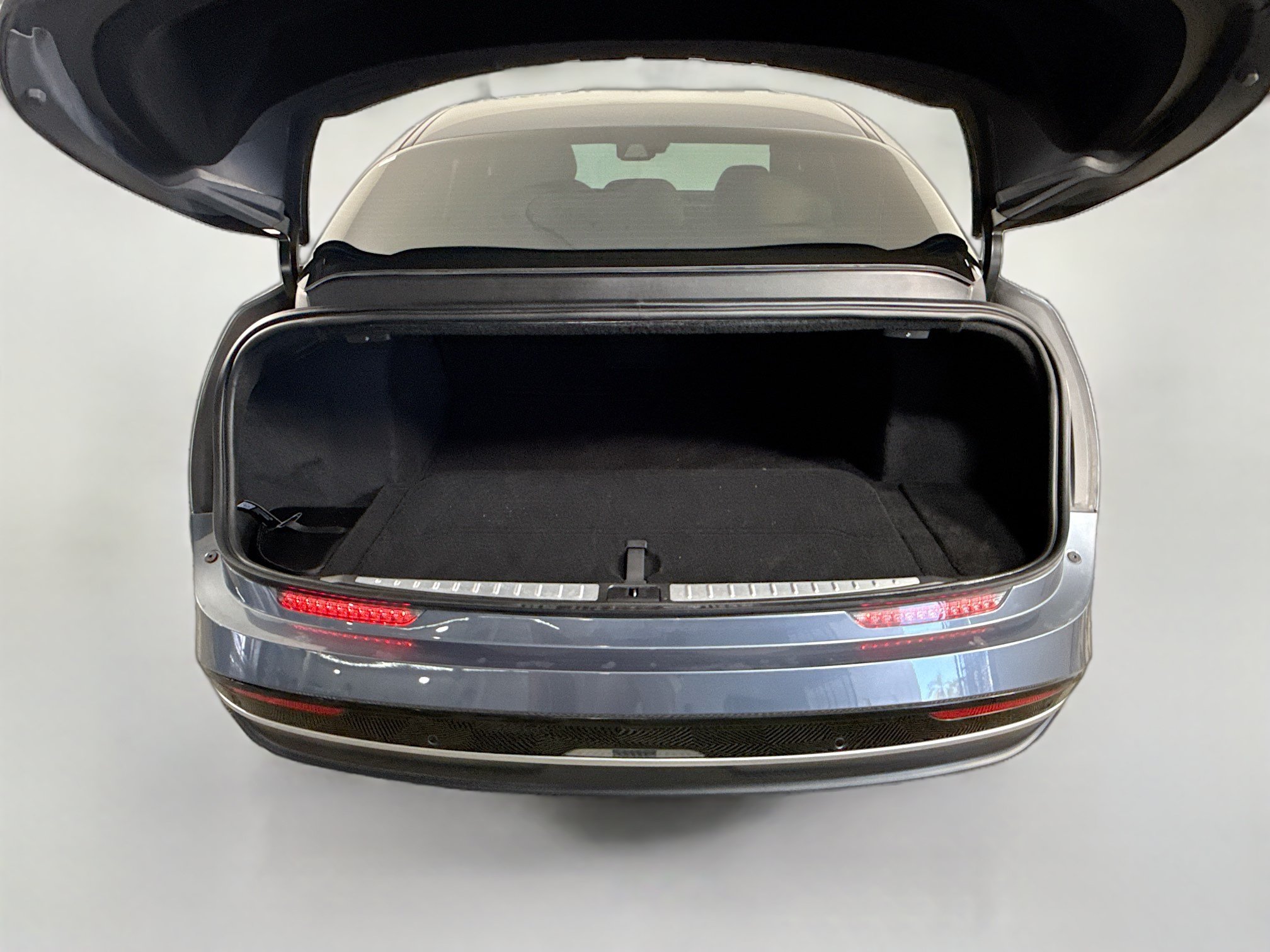 Used 2024 Lucid Air Grand Touring AWD/4WD image 34