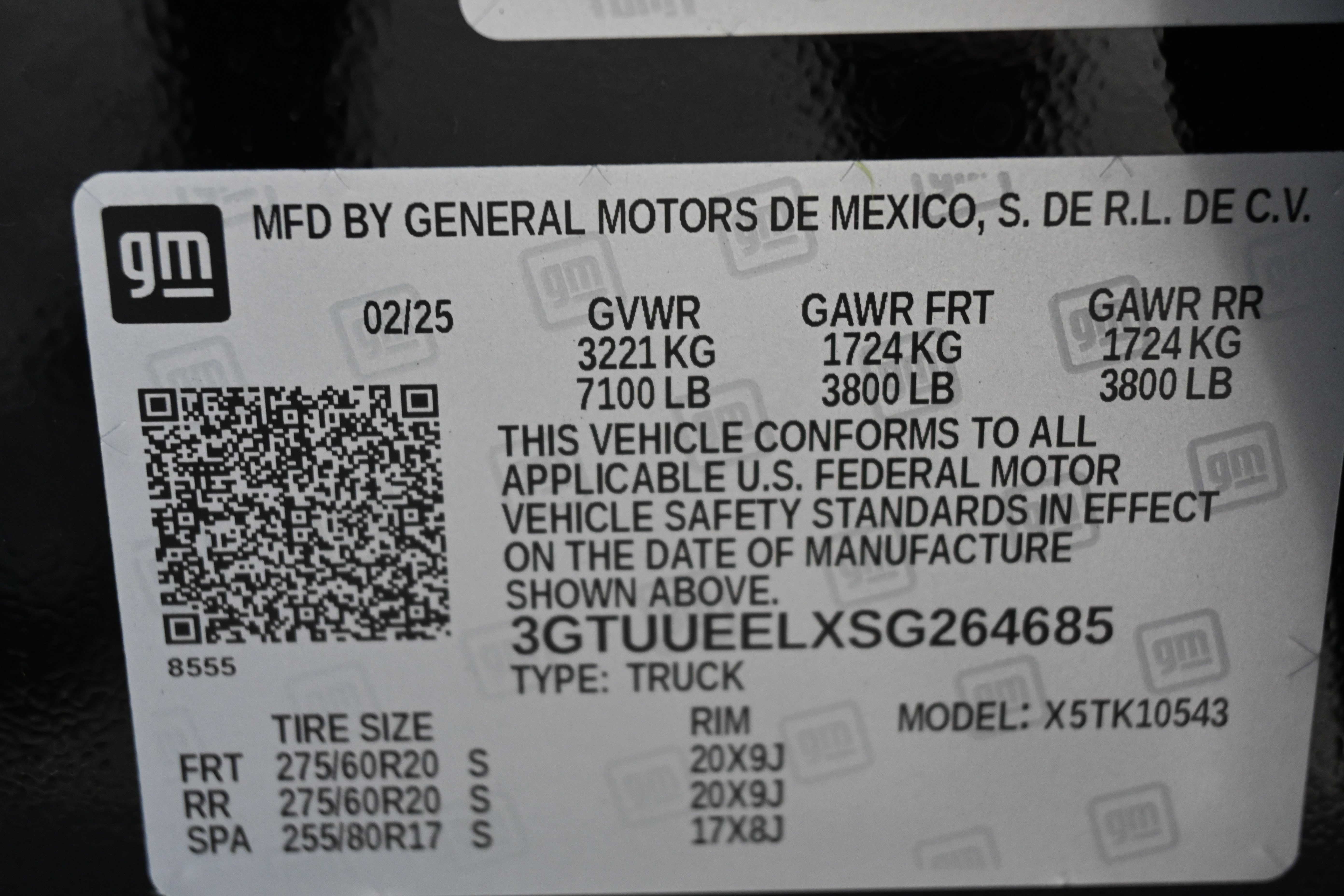 Used 2025 GMC Sierra 1500 AT4 w/ AT4 Premium Package AWD/4WD image 18