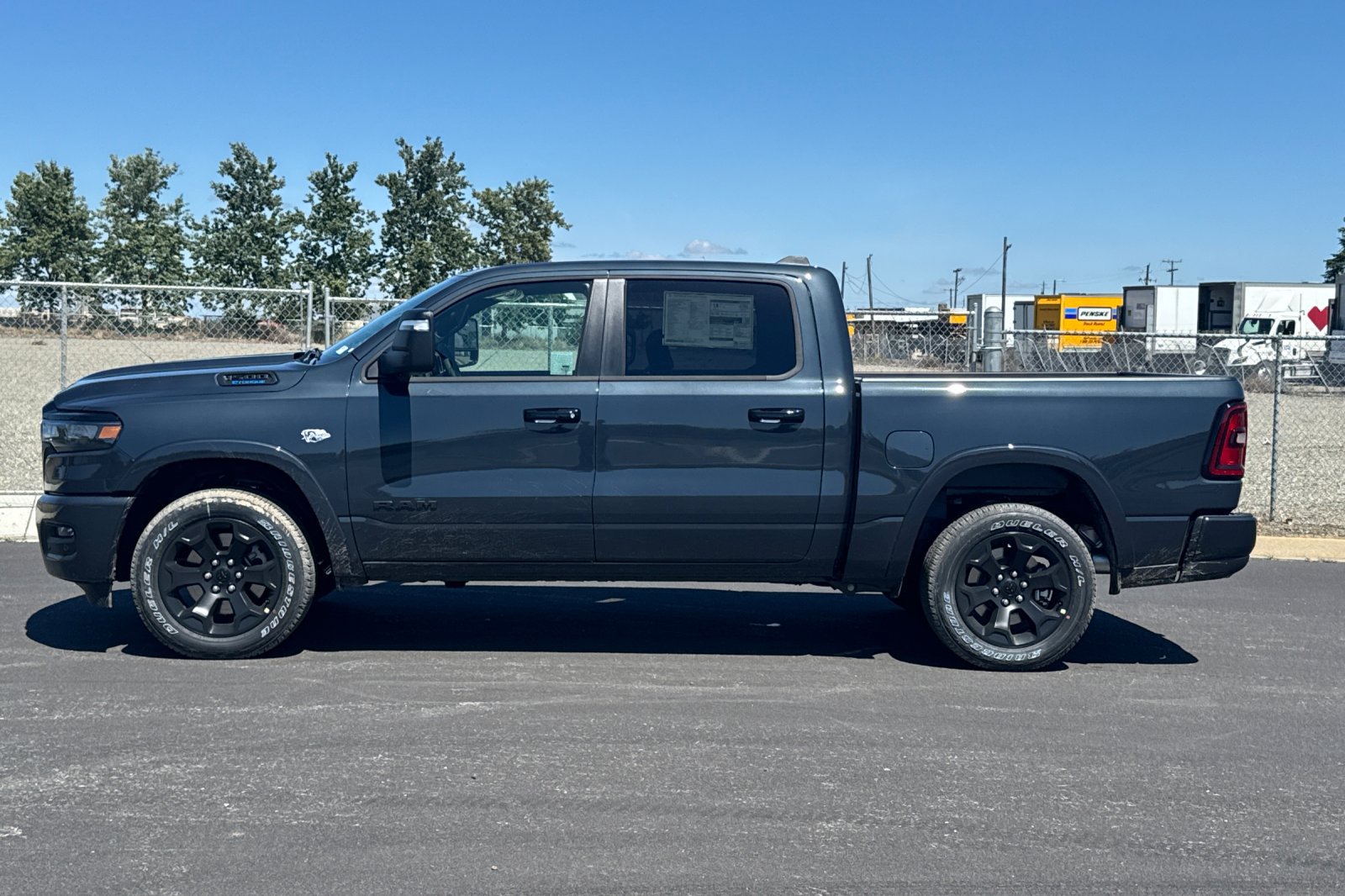 New 2026 RAM 1500 Big Horn AWD/4WD image 6