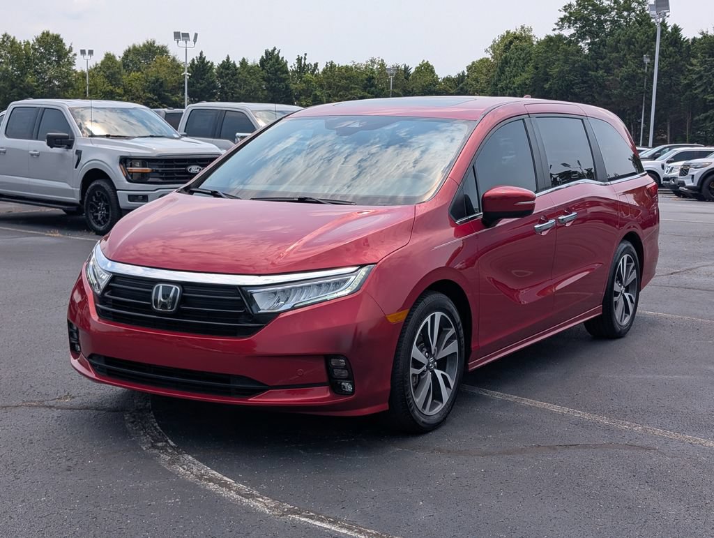 Used 2024 Honda Odyssey Touring image 3