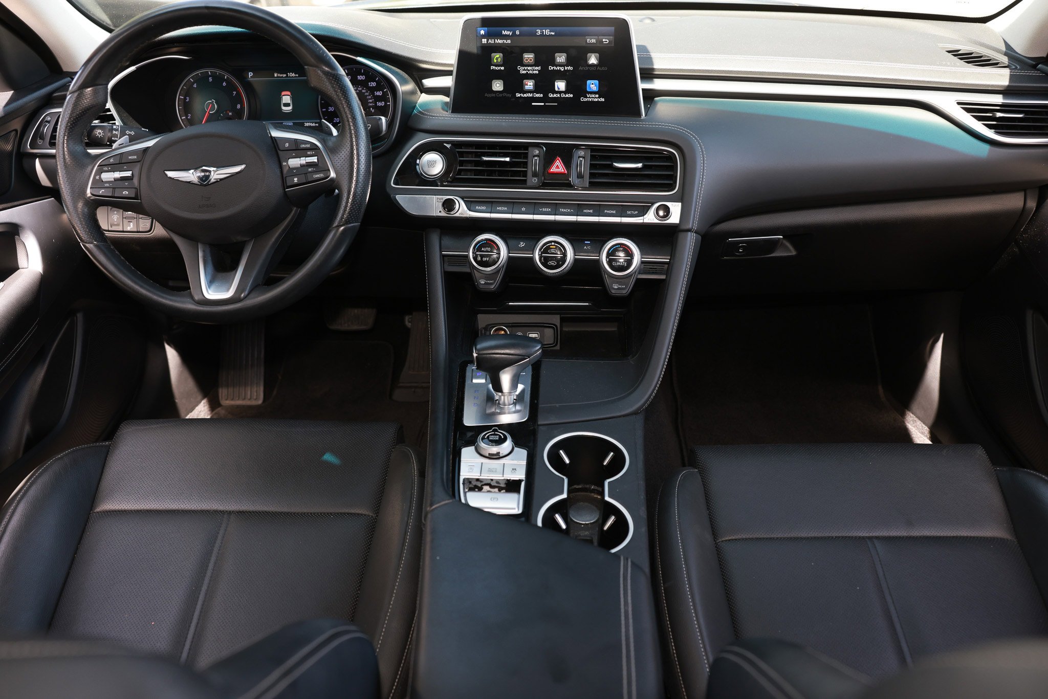 Used 2020 Genesis G70 2.0T RWD image 2
