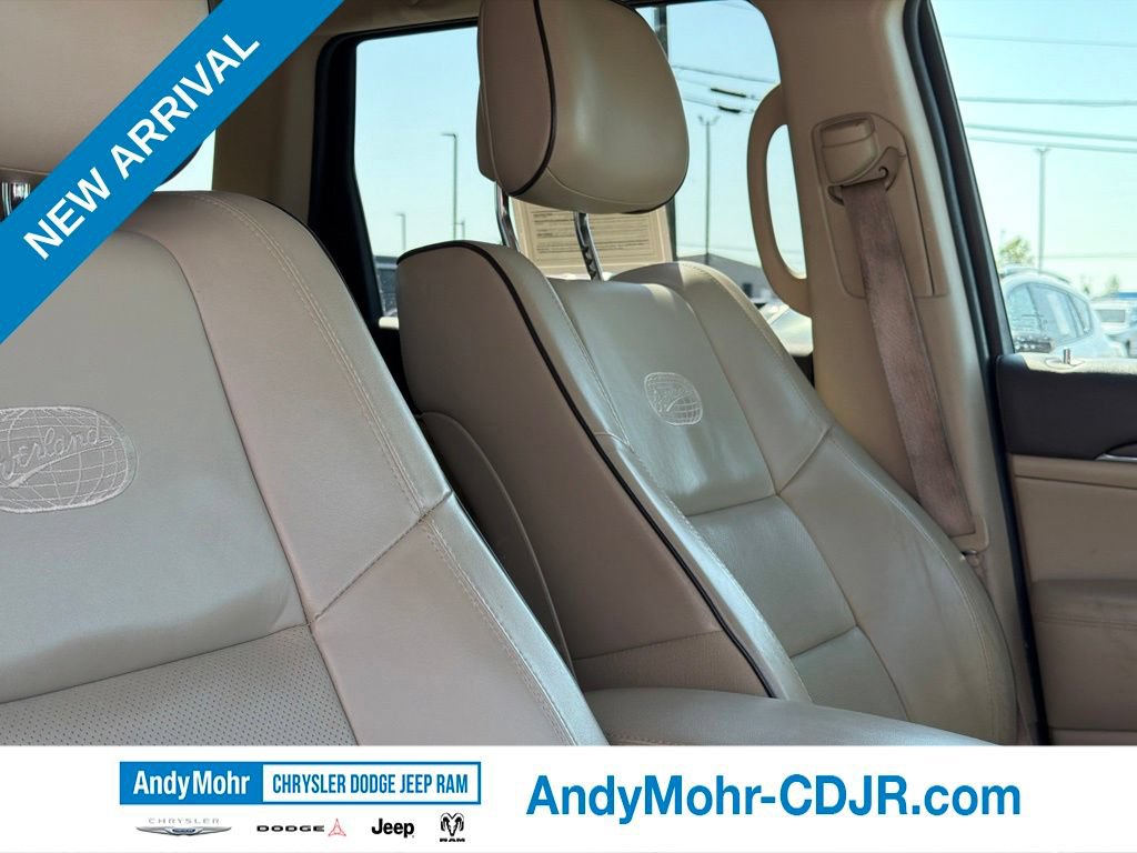 Used 2017 Jeep Grand Cherokee Overland AWD/4WD image 23