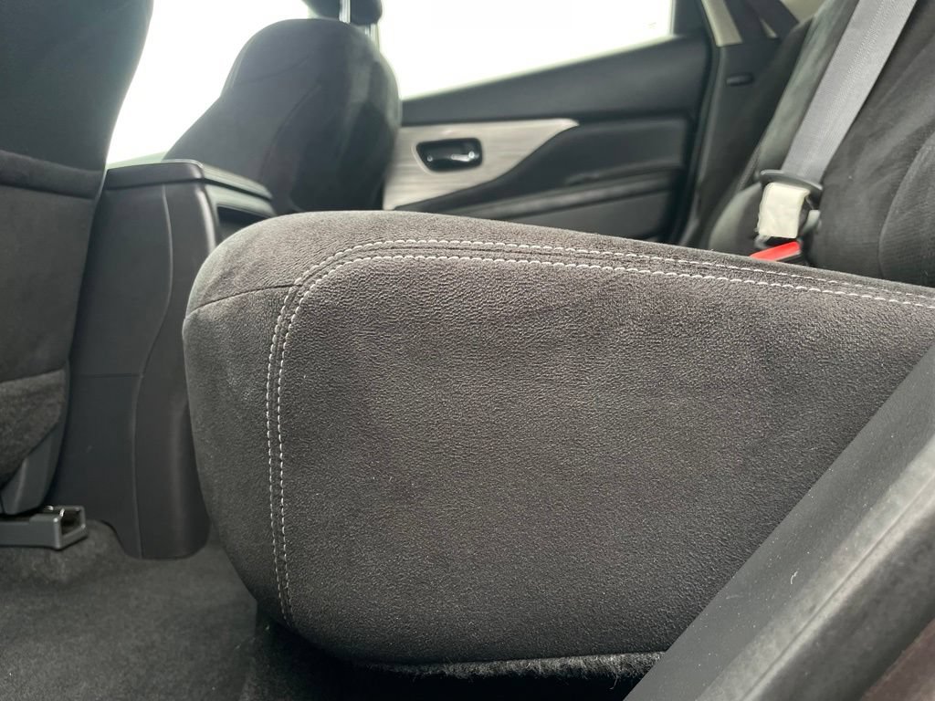 Used 2018 Nissan Murano SV FWD image 39