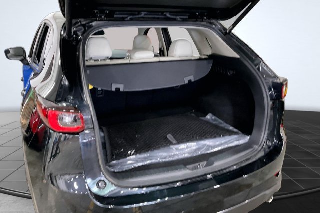Used 2025 MAZDA CX-5 AWD 2.5 S w/ Preferred Package image 31