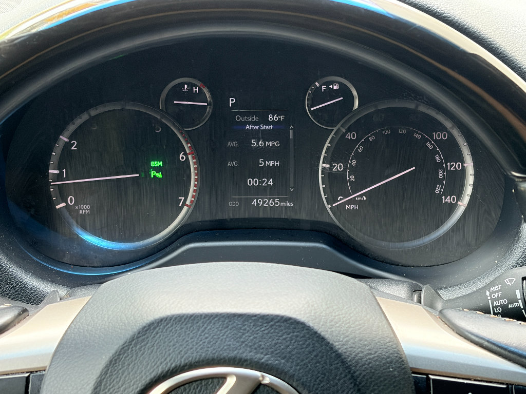 Used 2021 Lexus GX 460 Premium w/ Accessory Package AWD/4WD image 16