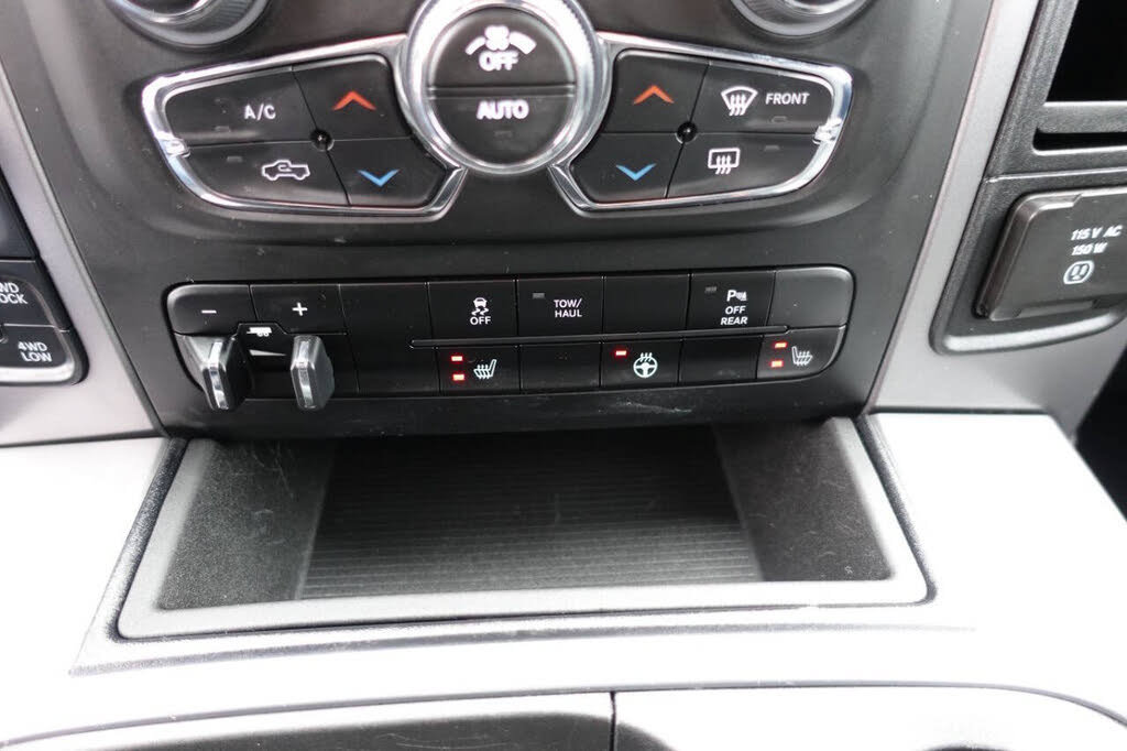 Used 2023 RAM 1500 Warlock AWD/4WD image 42