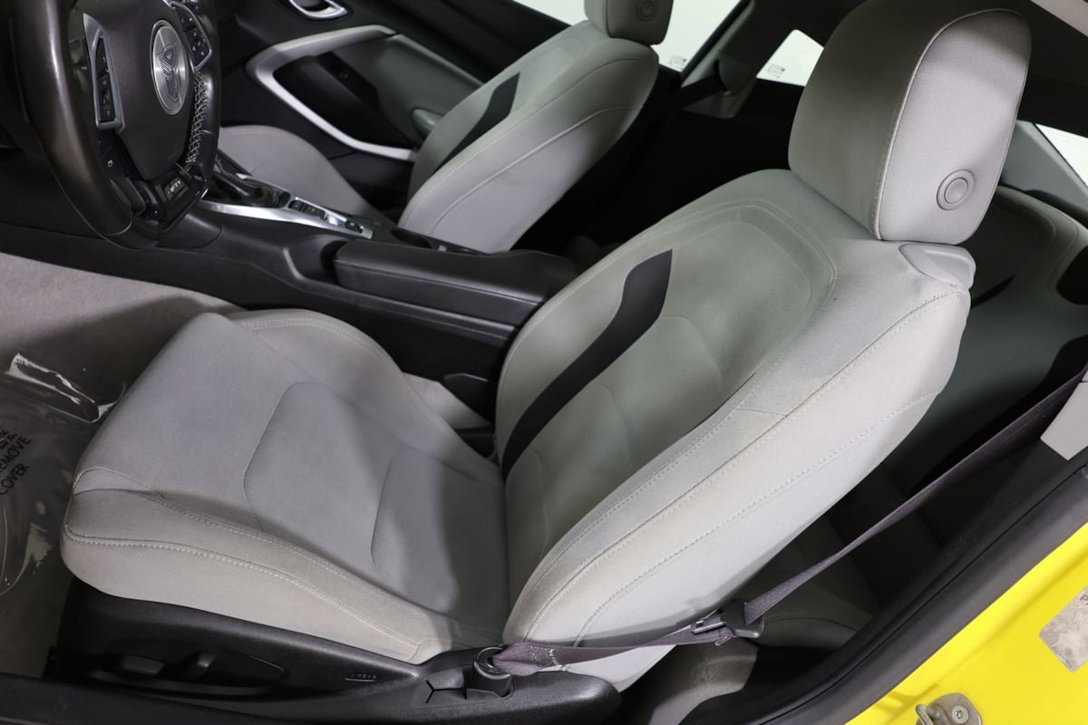 Used 2017 Chevrolet Camaro LT w/ RS Package RWD image 8