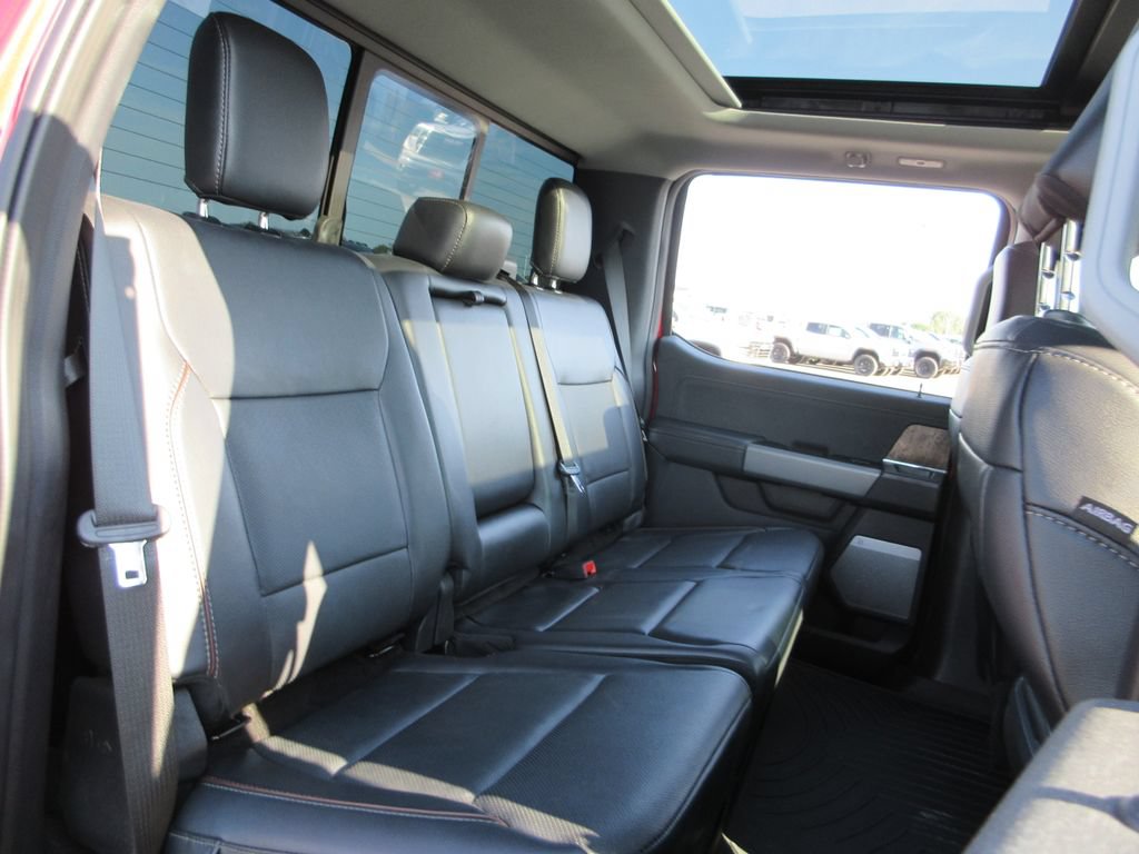 Used 2024 Ford F250 Lariat w/ Lariat Ultimate Package AWD/4WD image 26
