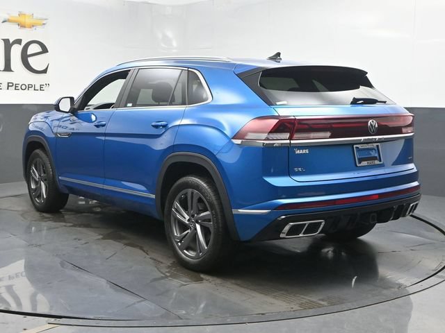Used 2024 Volkswagen Atlas Cross Sport SEL R-Line AWD/4WD image 37