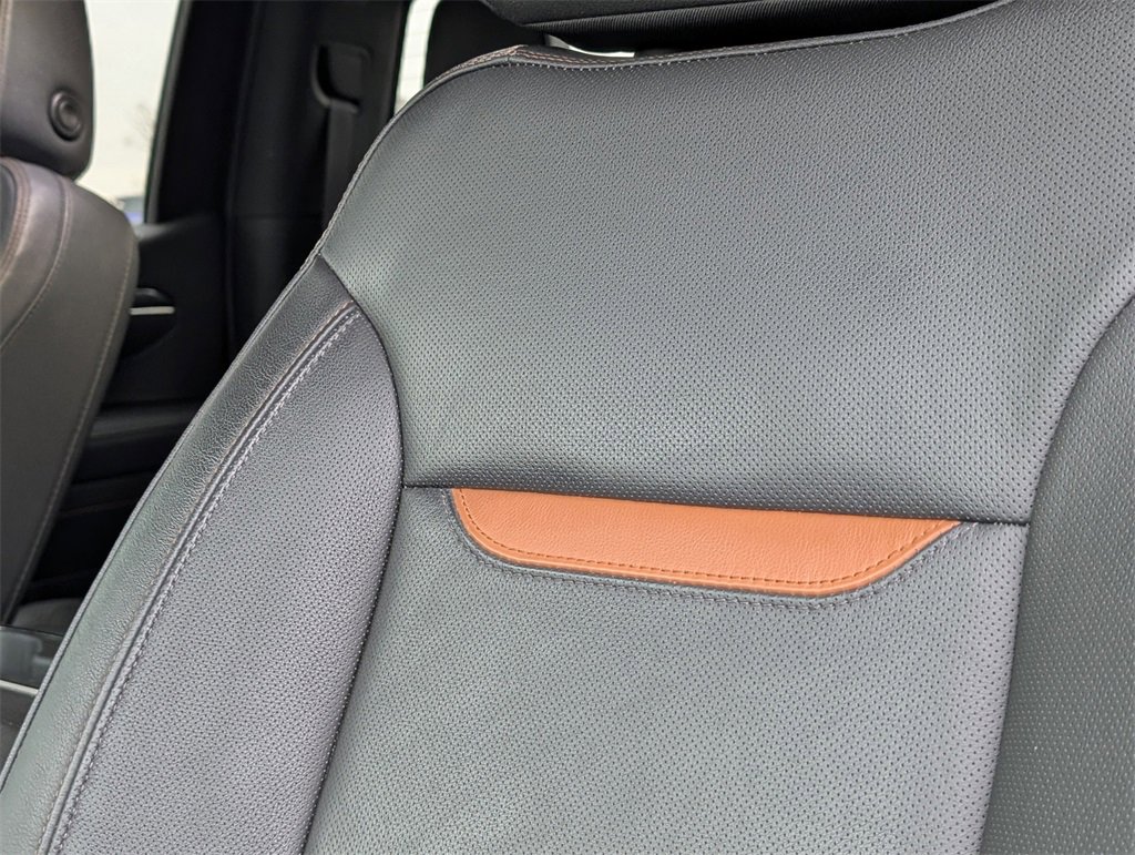 Used 2023 GMC Sierra 1500 AT4 w/ AT4 Premium Package image 22