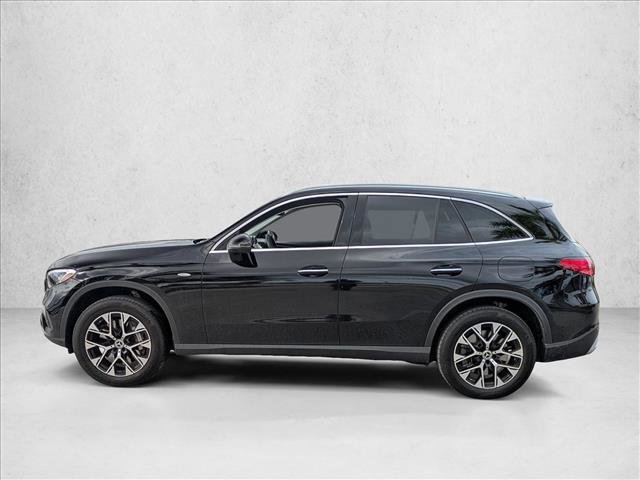 Used 2025 Mercedes-Benz GLC 350e 4MATIC image 8