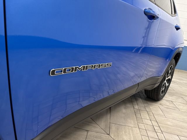 Used 2024 Jeep Compass Limited w/ Sun and Sound Group image 34