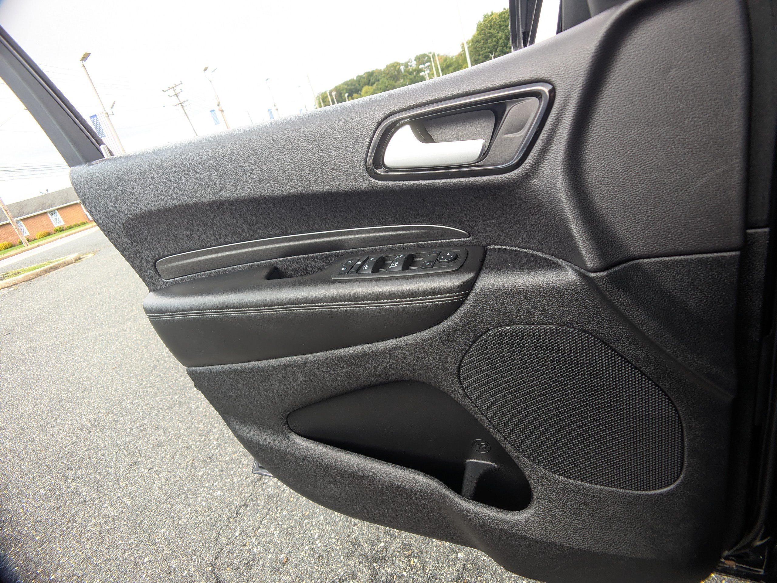 Used 2022 Dodge Durango SXT AWD/4WD image 24