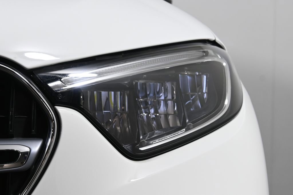 Certified 2025 Mercedes-Benz GLC 300 4MATIC image 11