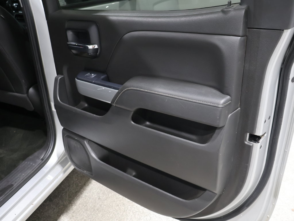 Used 2018 Chevrolet Silverado 1500 LT w/ All Star Edition AWD/4WD image 22
