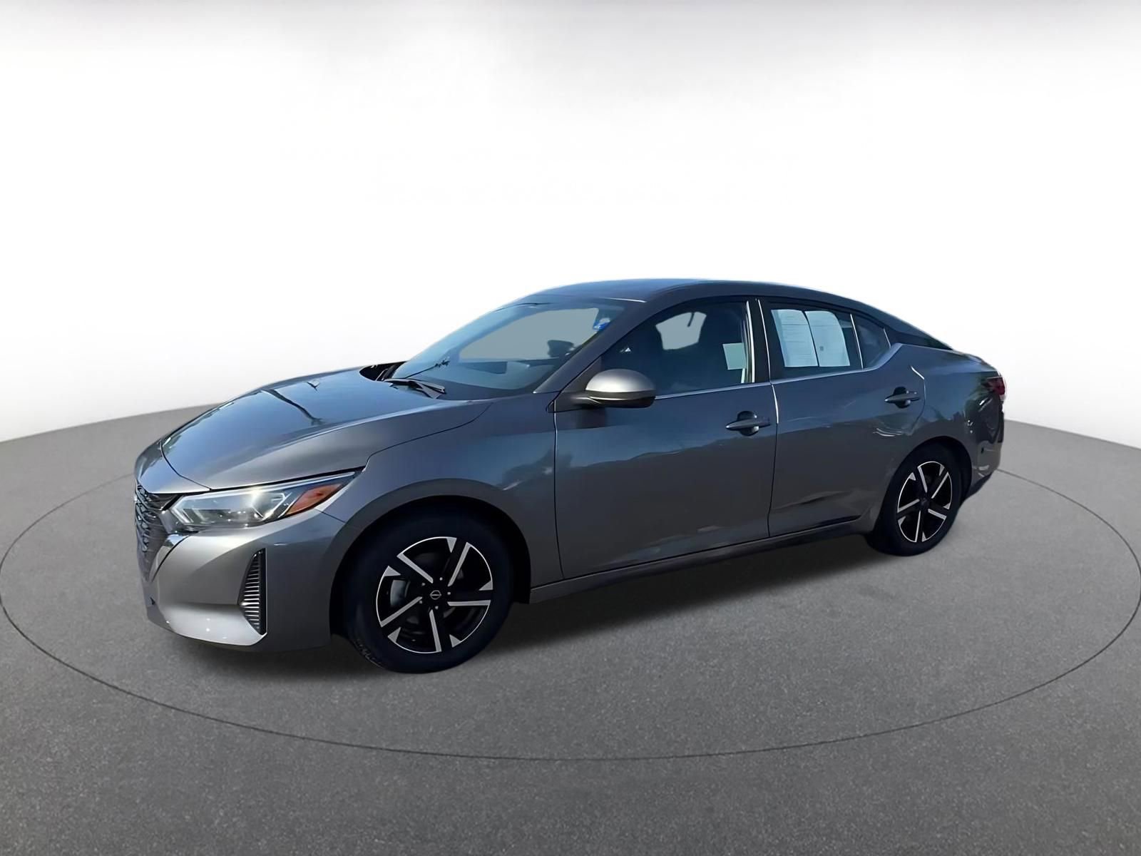 Used 2025 Nissan Sentra SV FWD image 8