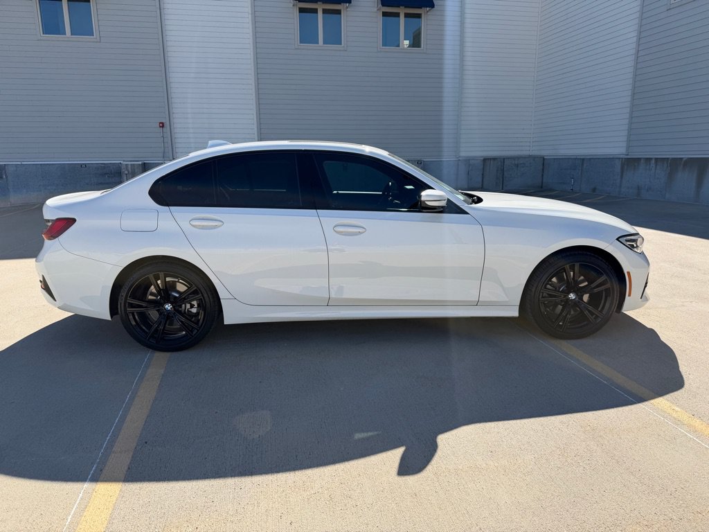 Used 2019 BMW 330i xDrive Sedan w/ Premium Package AWD/4WD image 8