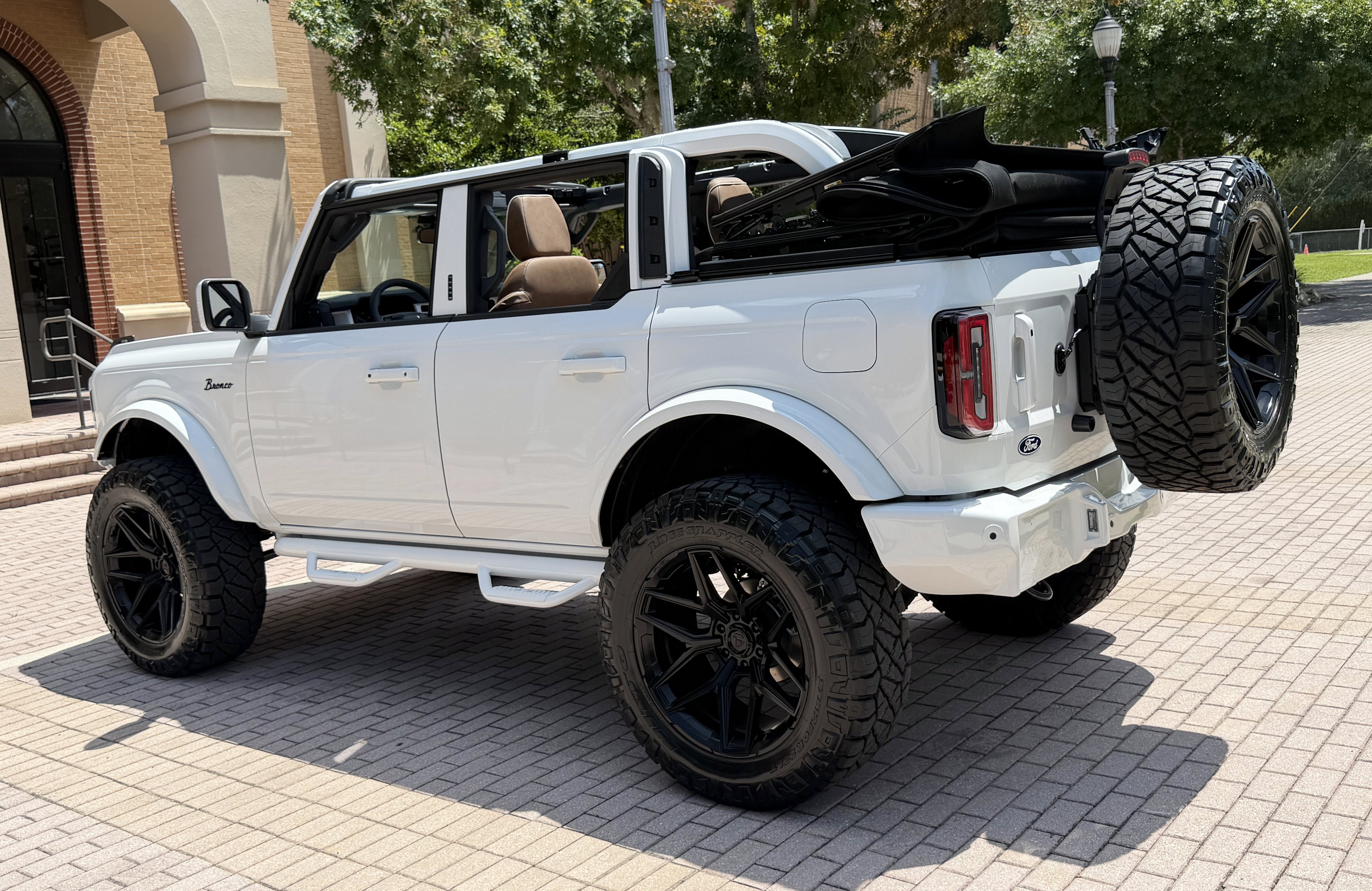 Used 2026 Ford Bronco Outer Banks AWD/4WD image 25