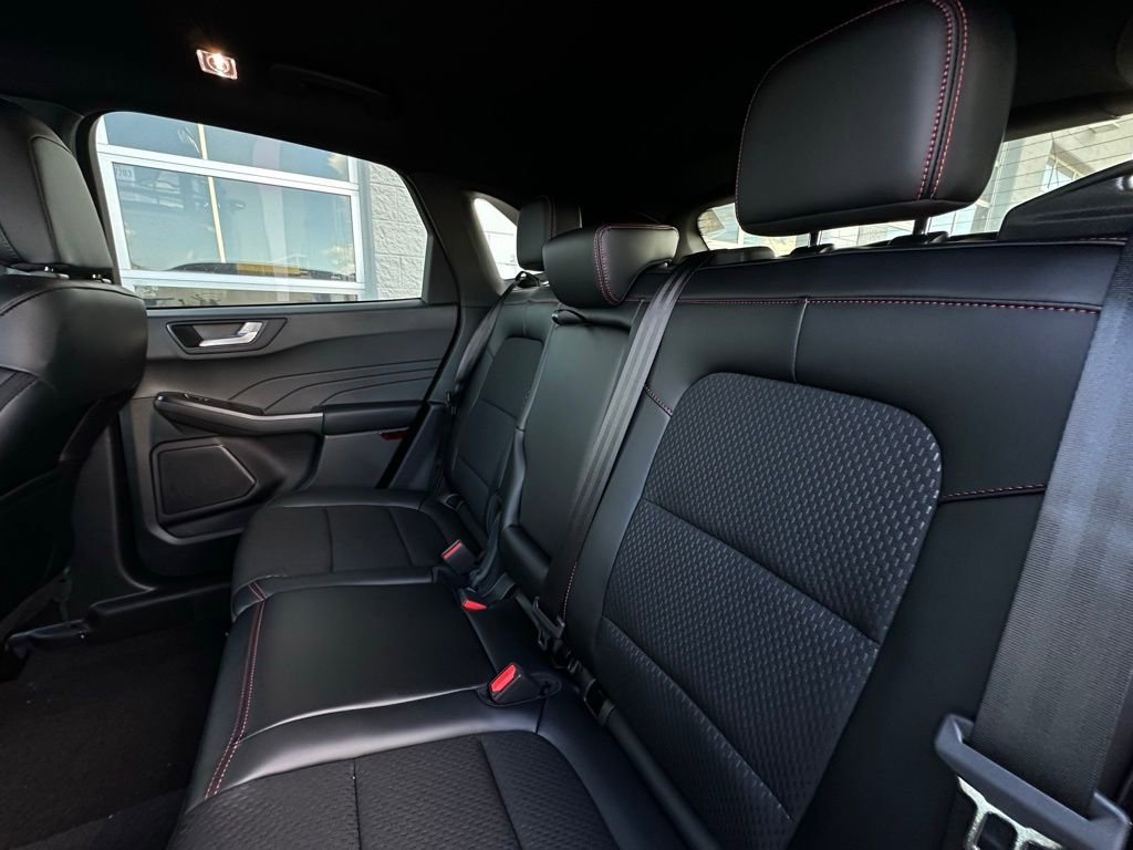 New 2025 Ford Escape ST-Line w/ Tech Pack #1 image 46