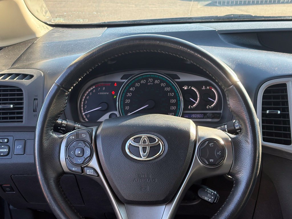 Used 2013 Toyota Venza XLE w/ Tow Prep Pkg AWD/4WD image 17