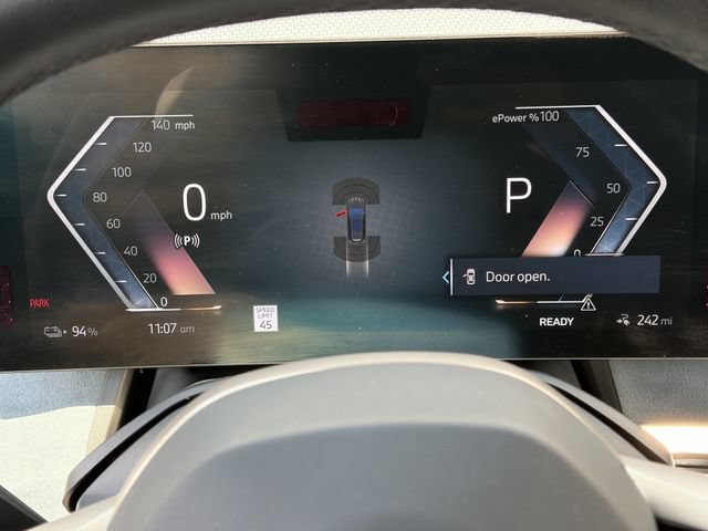 Used 2022 BMW iX xDrive50 w/ Premium Package AWD/4WD image 25