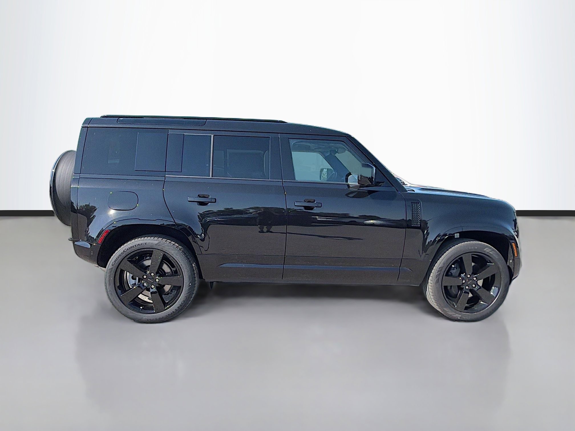 New 2026 Land Rover Defender 110 X-Dynamic SE image 6