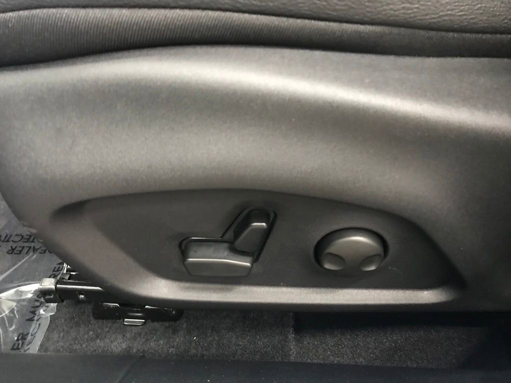 New 2026 Jeep Compass Limited image 13